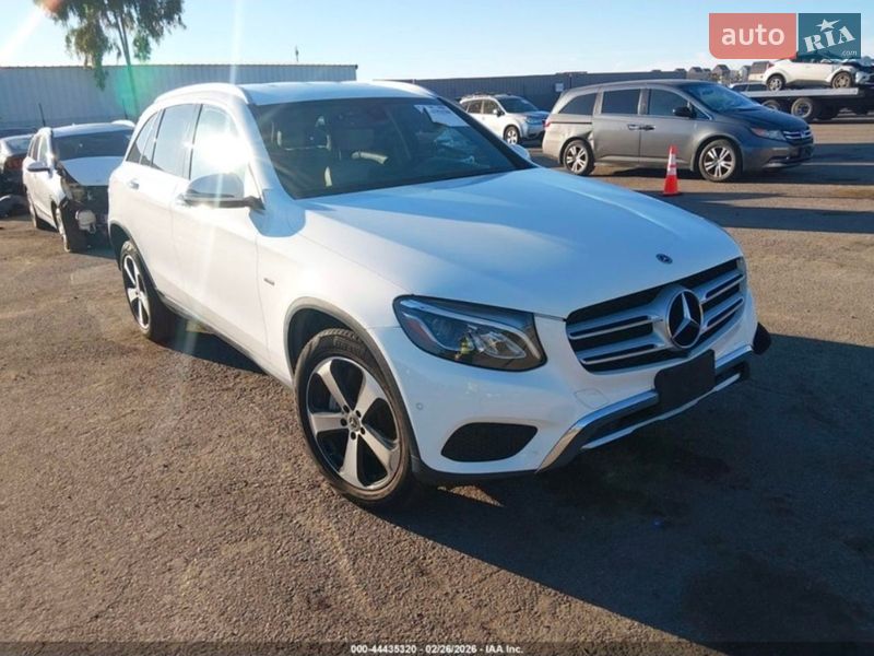 Mercedes-Benz GLC-Class 2018 Mercedes-Benz GLC-Class 2018