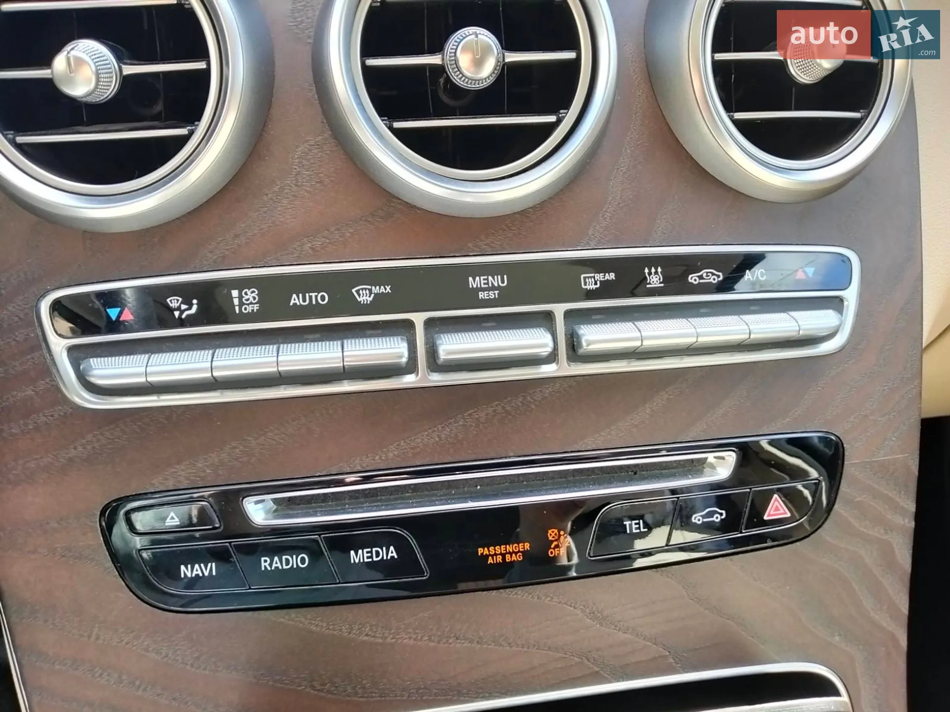2019 Mercedes-Benz GLC - мініатюра 20