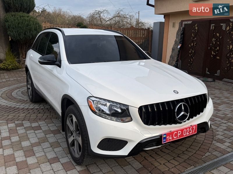 Mercedes-Benz GLC-Class 2016 Mercedes-Benz GLC-Class 2016