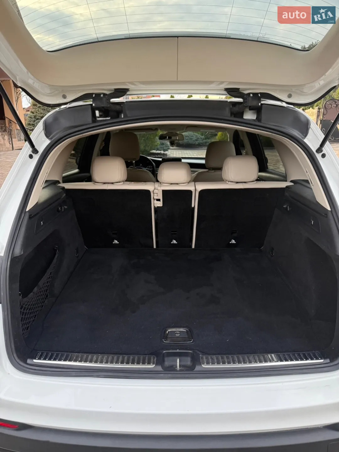 2016 Mercedes-Benz GLC - мініатюра 17