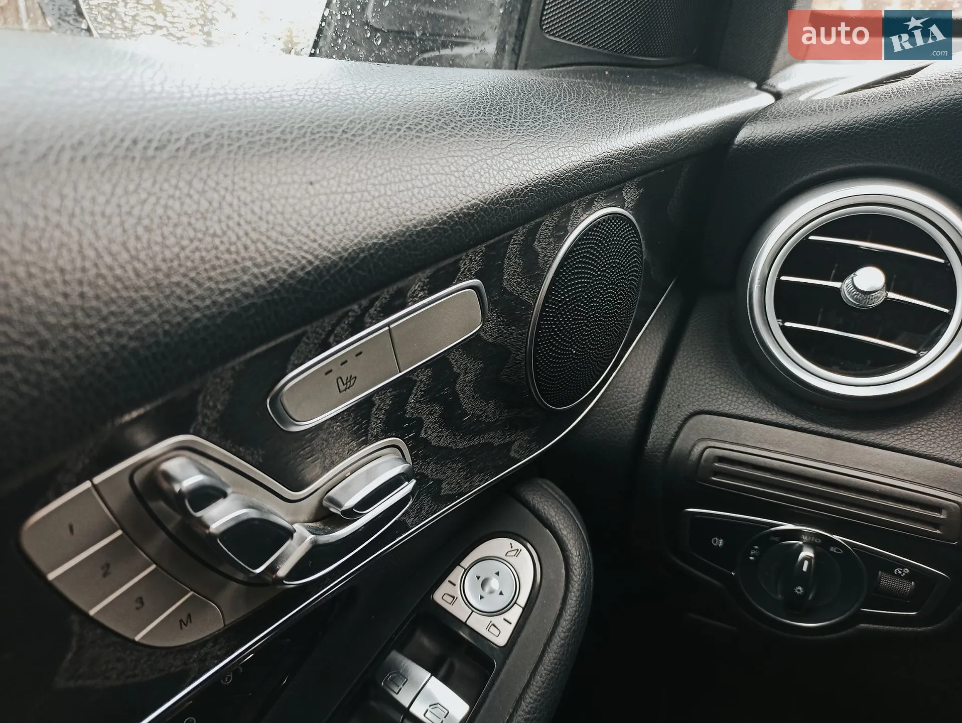 2017 Mercedes-Benz GLC - мініатюра 11