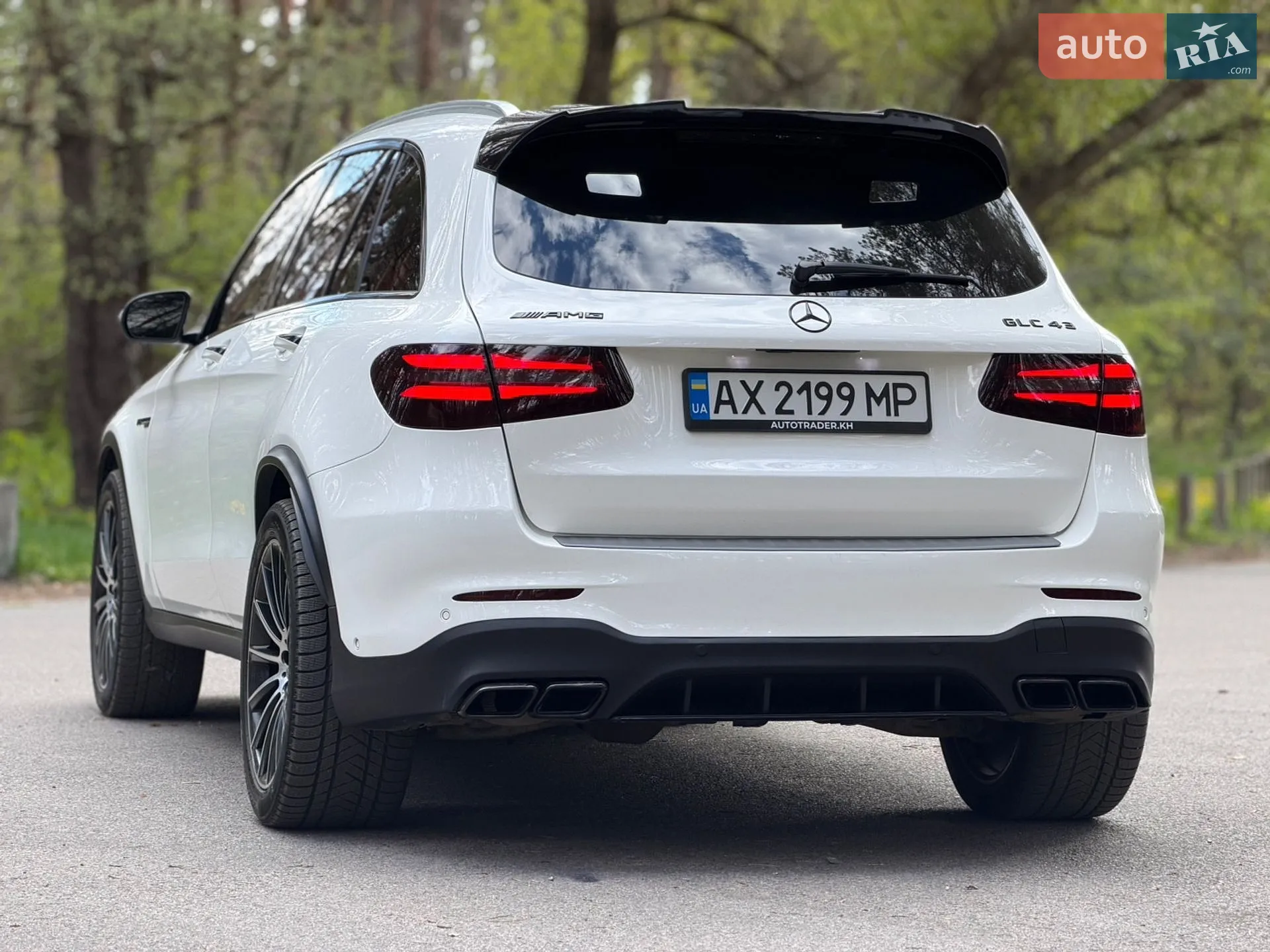2017 Mercedes-Benz GLC - мініатюра 13