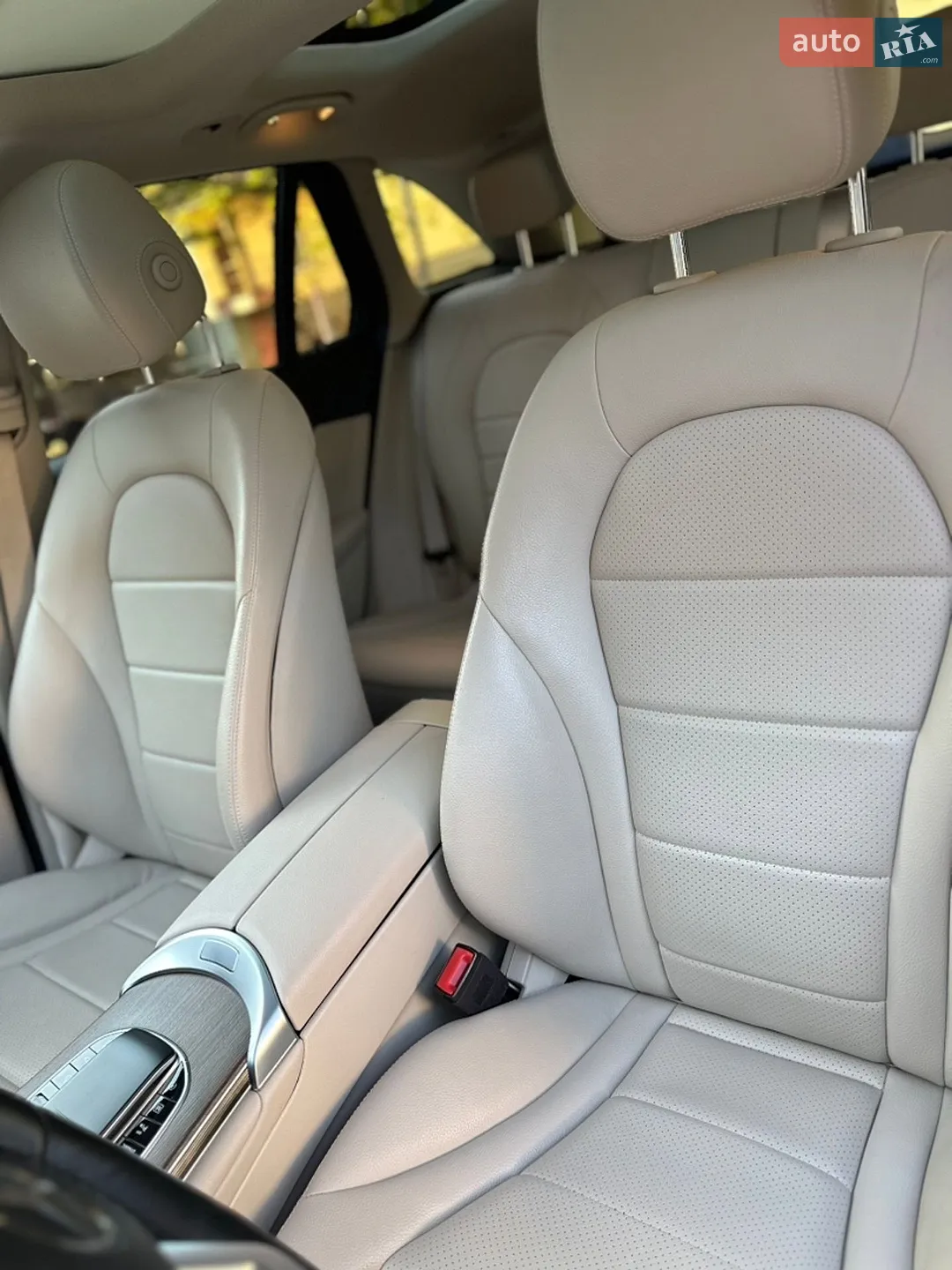 2020 Mercedes-Benz GLC - мініатюра 8
