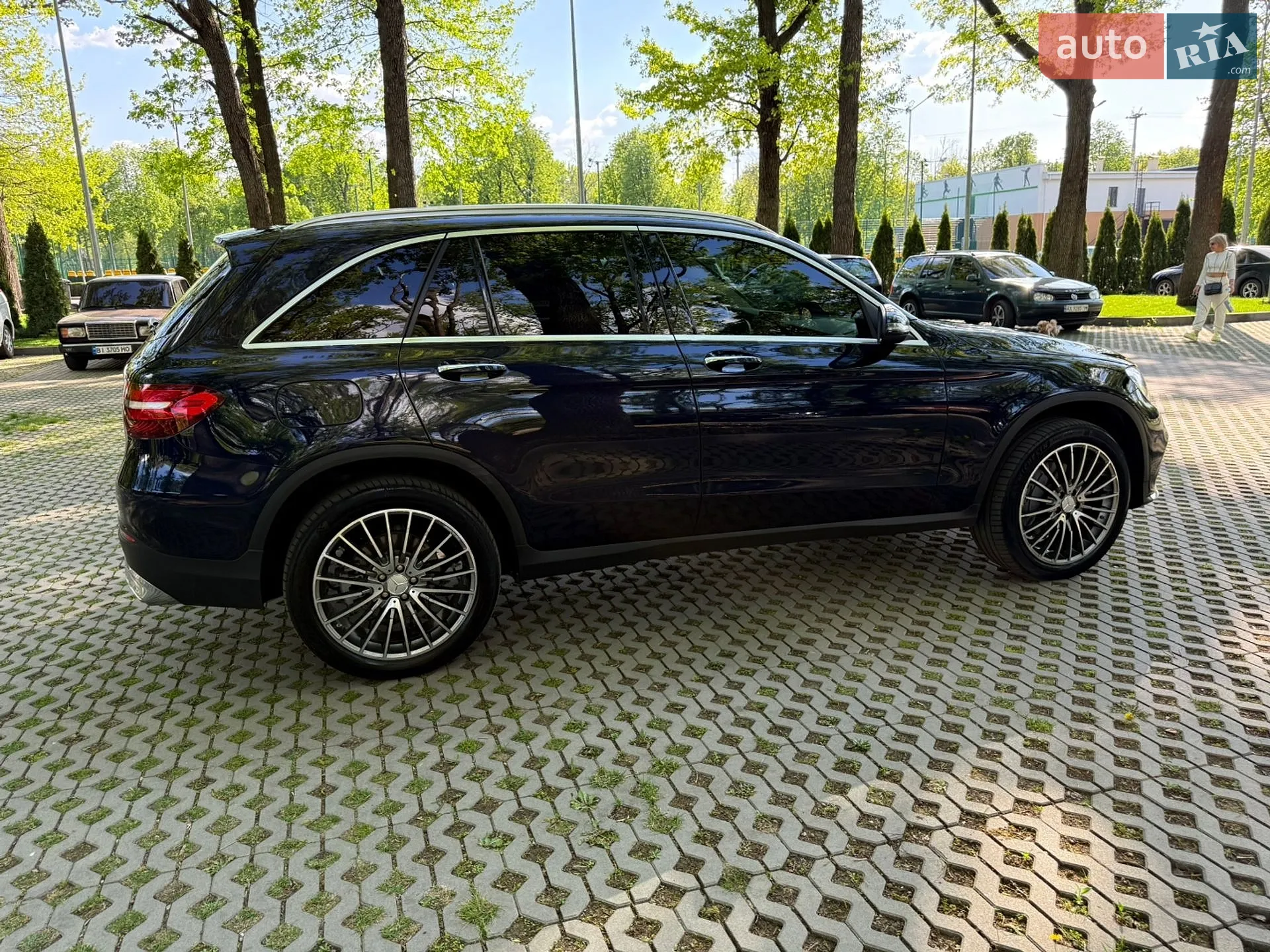 2017 Mercedes-Benz GLC - мініатюра 9