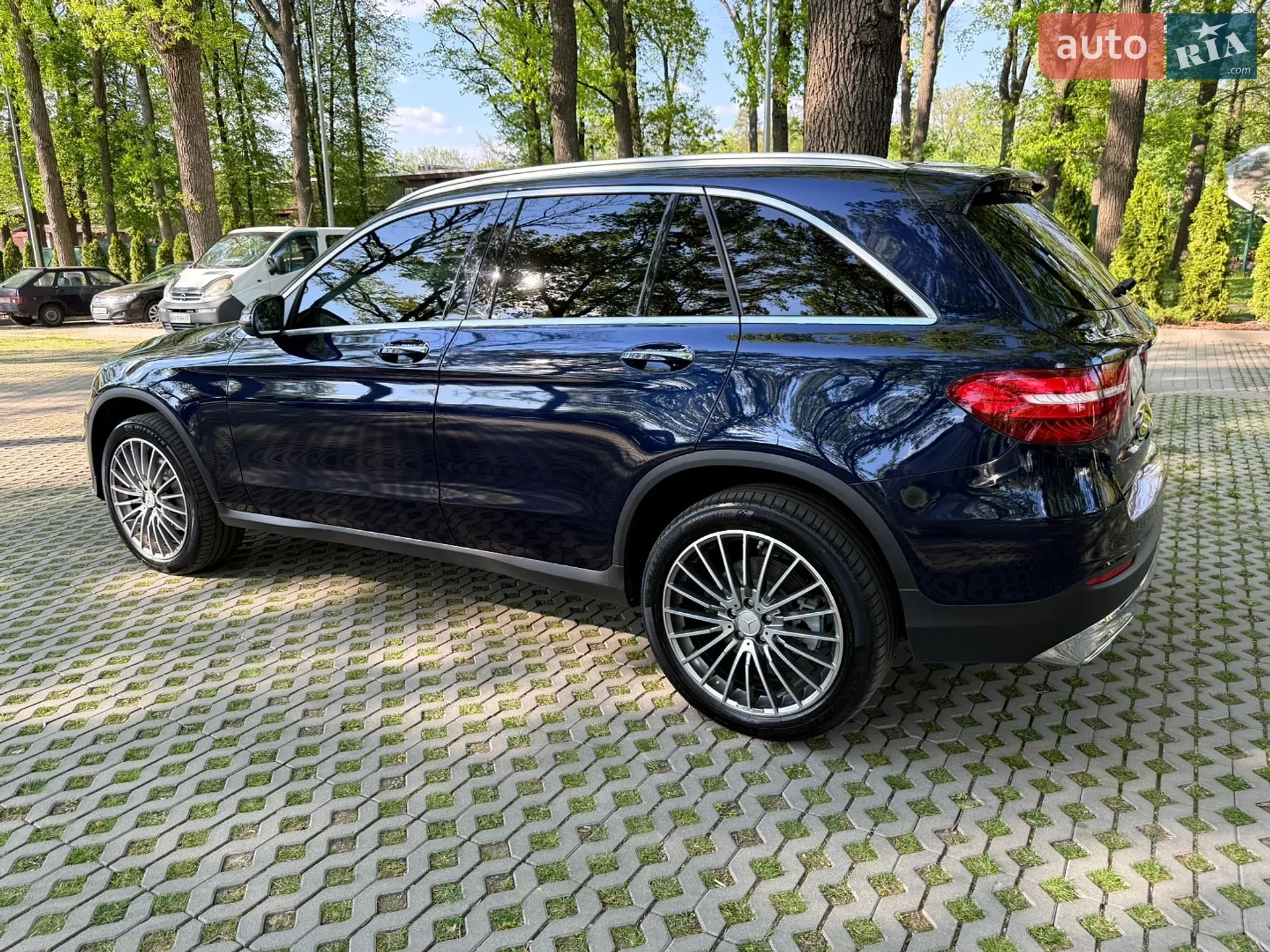 2017 Mercedes-Benz GLC - мініатюра 20