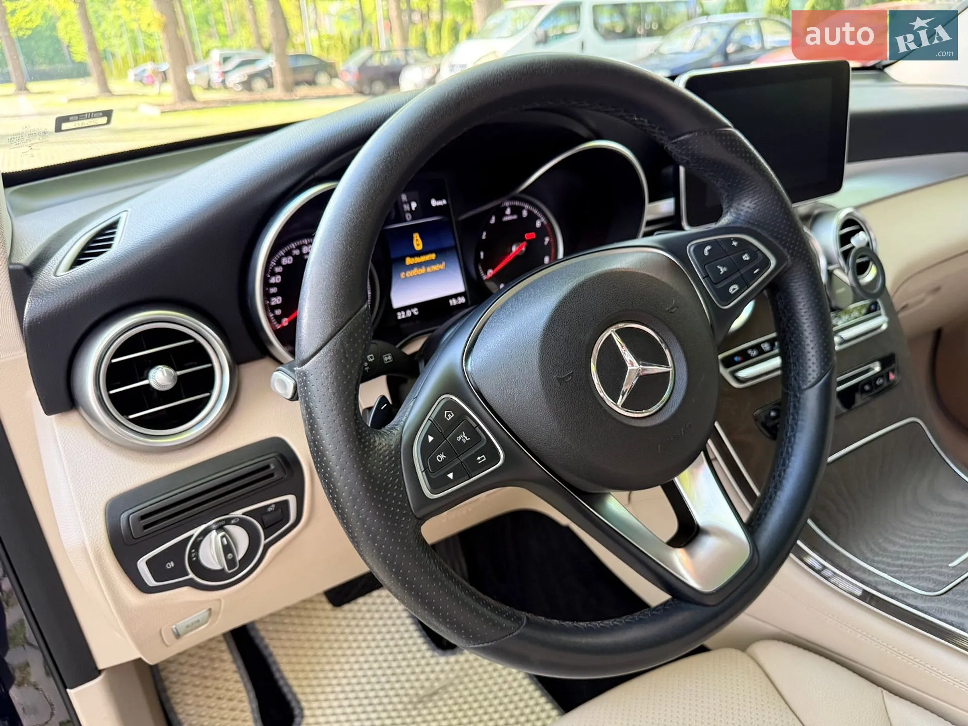 2017 Mercedes-Benz GLC - мініатюра 33