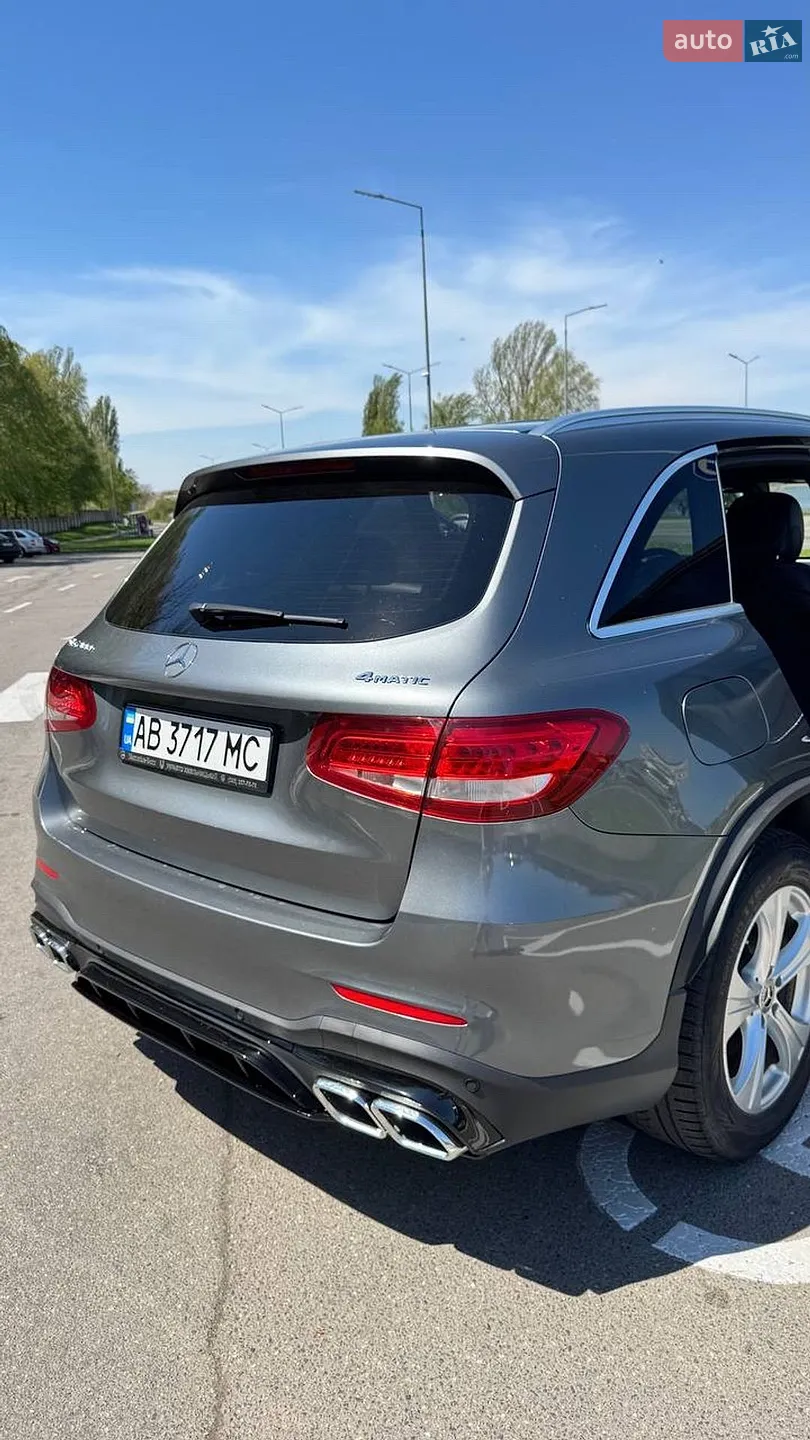 2017 Mercedes-Benz GLC - мініатюра 2