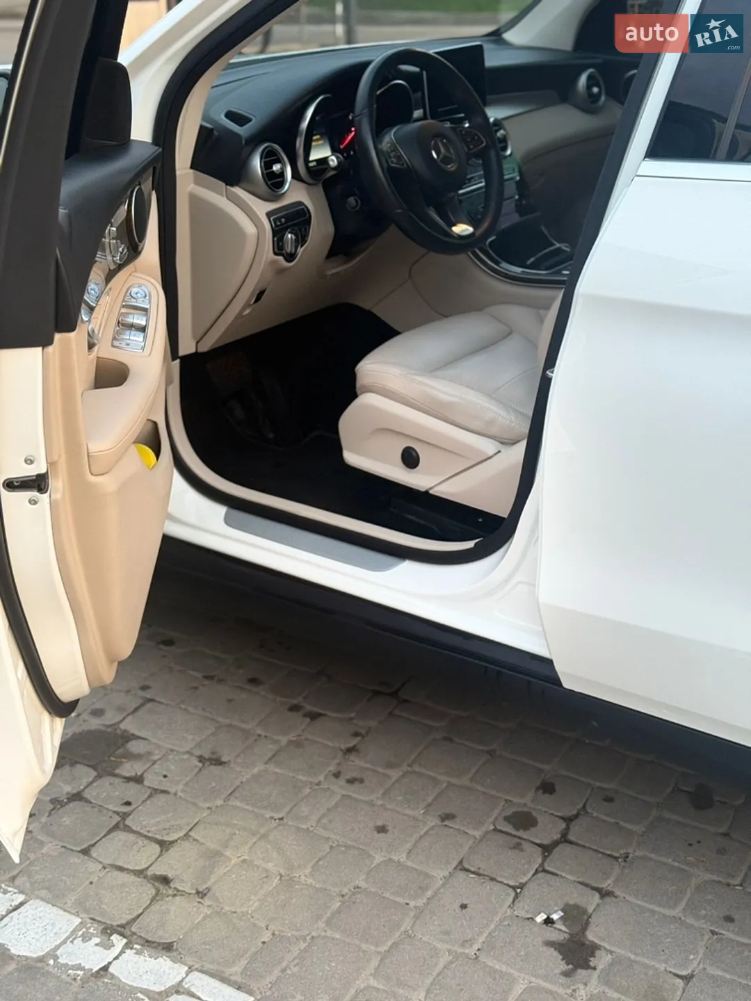 2018 Mercedes-Benz GLC - мініатюра 10