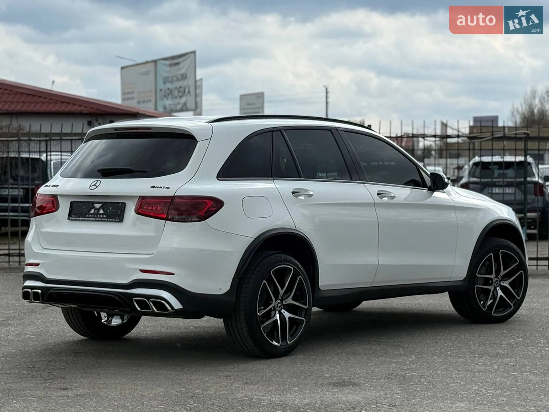 2022 Mercedes-Benz GLC - мініатюра 44