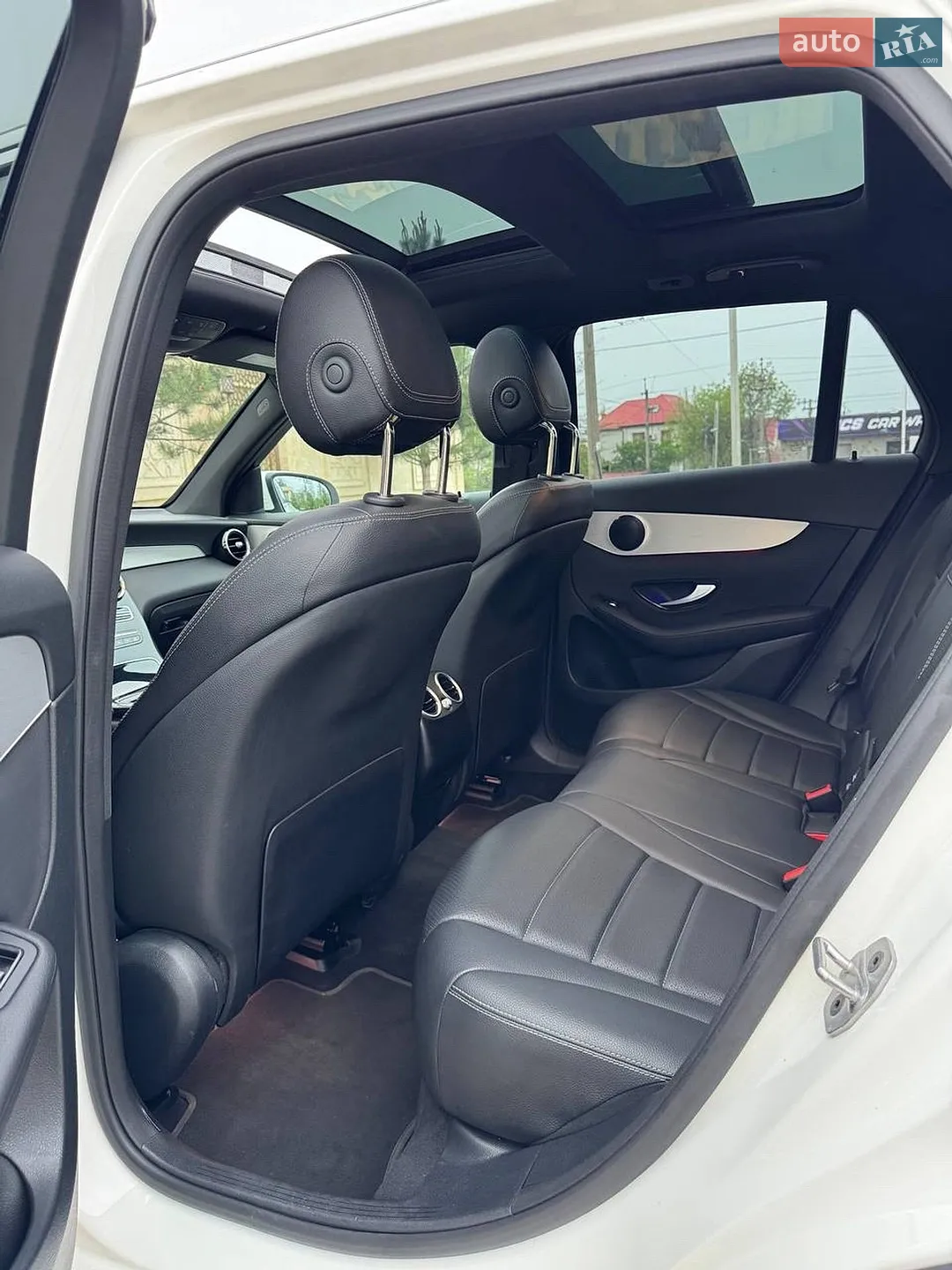 2022 Mercedes-Benz GLC - мініатюра 12