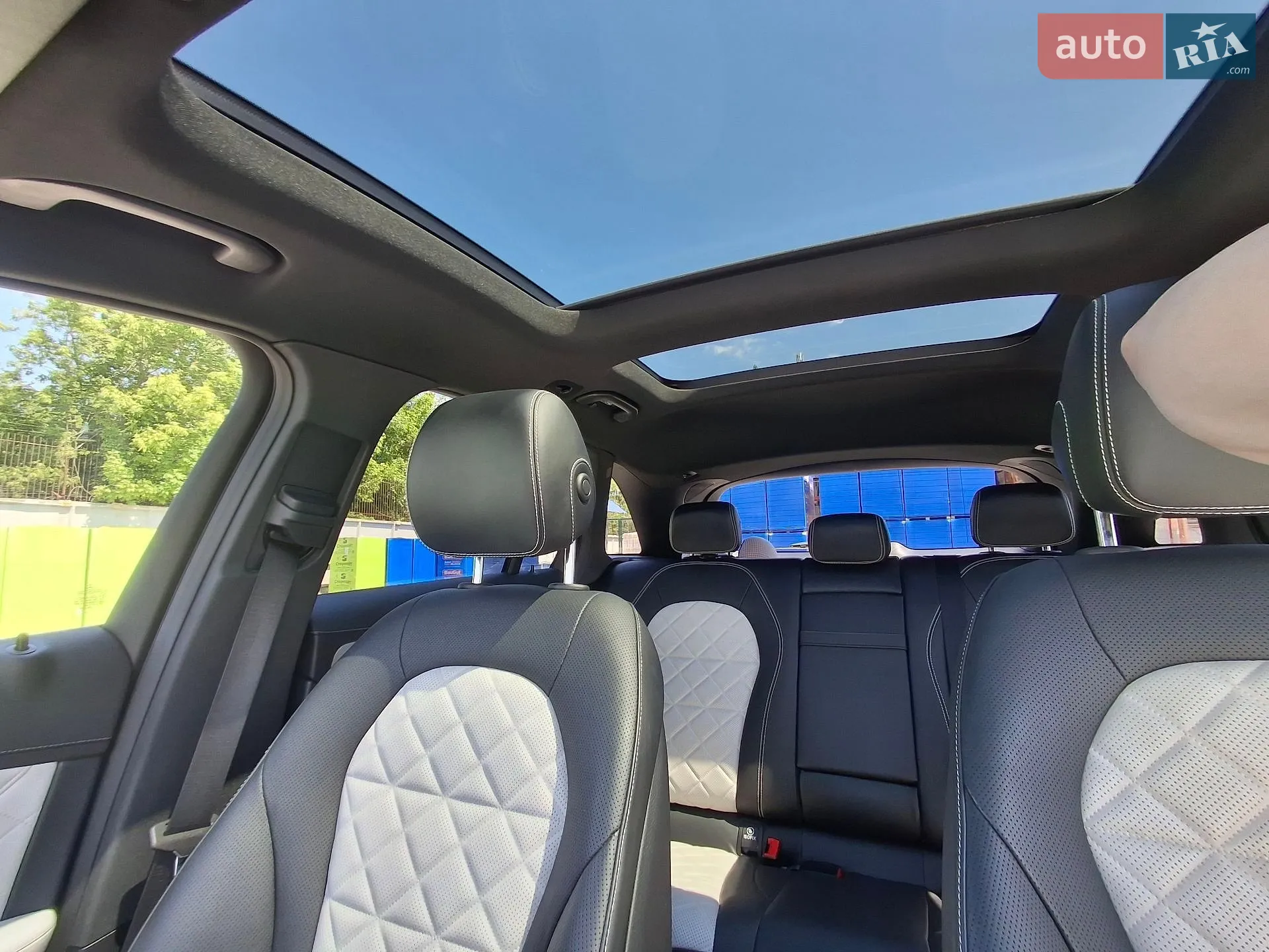 2019 Mercedes-Benz GLC - мініатюра 16