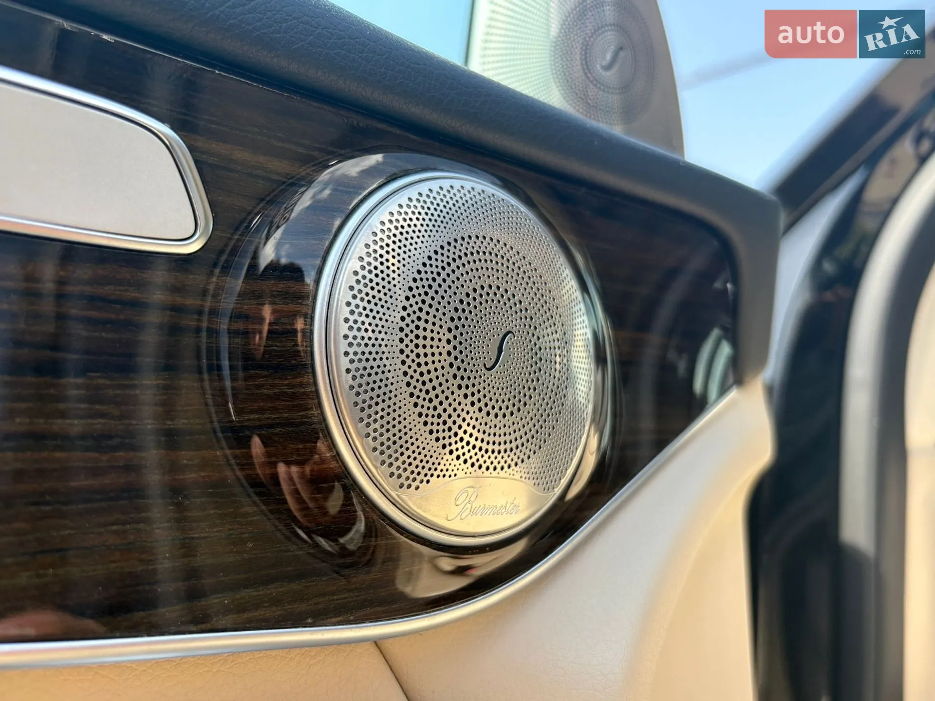2016 Mercedes-Benz GLC - мініатюра 26