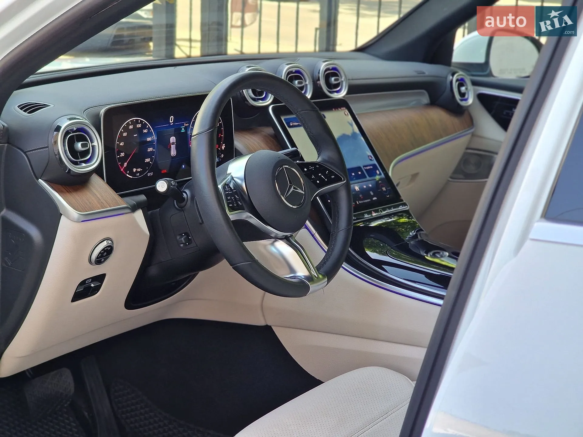 2024 Mercedes-Benz GLC - мініатюра 49