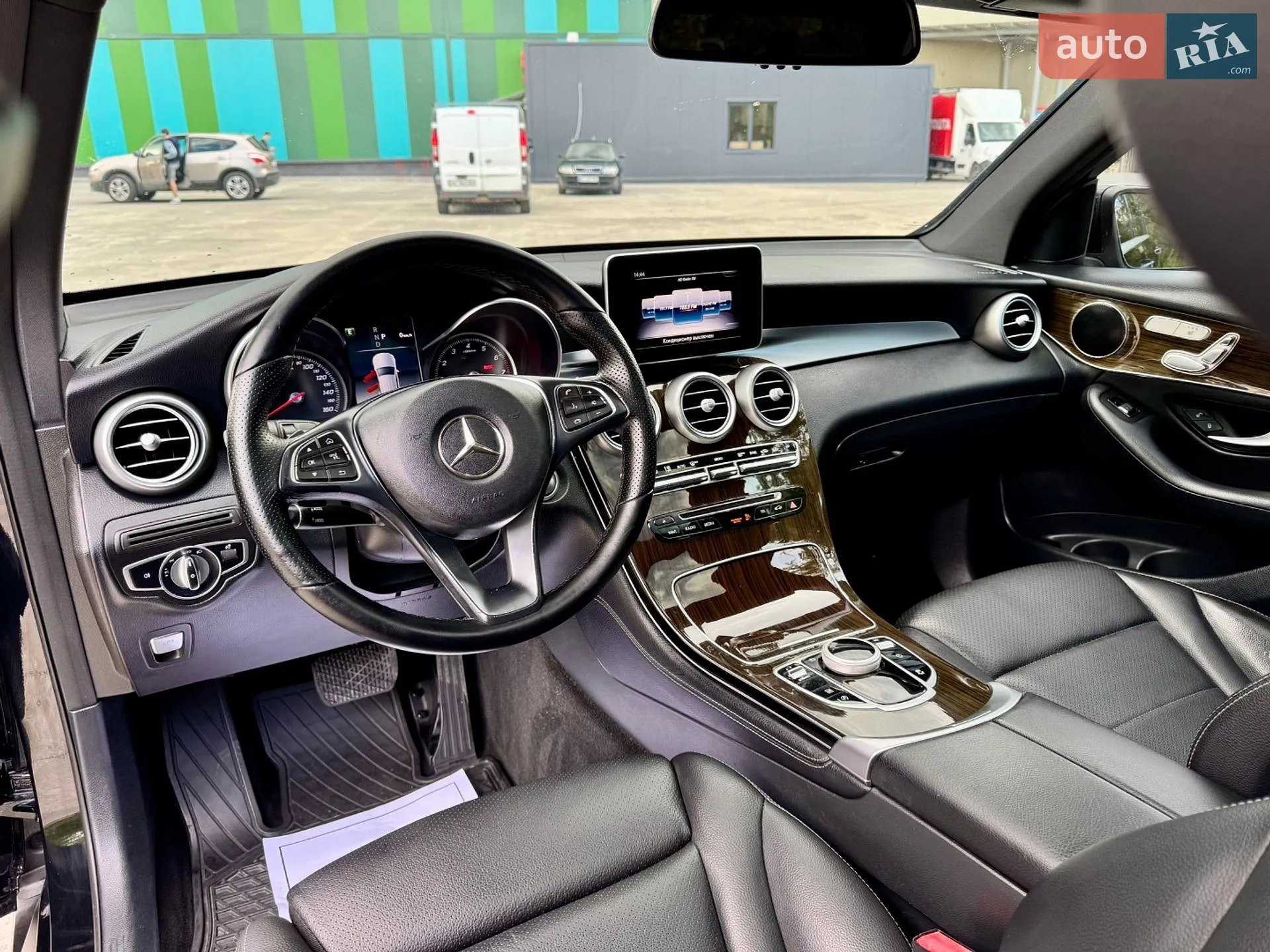 2018 Mercedes-Benz GLC - мініатюра 92