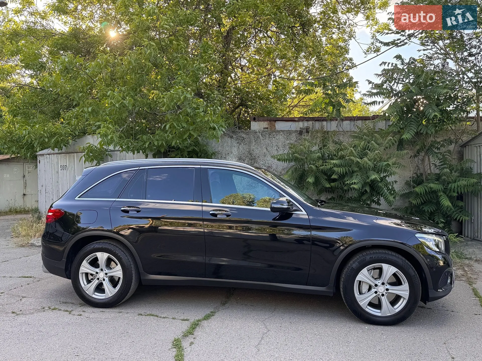 2016 Mercedes-Benz GLC - мініатюра 3