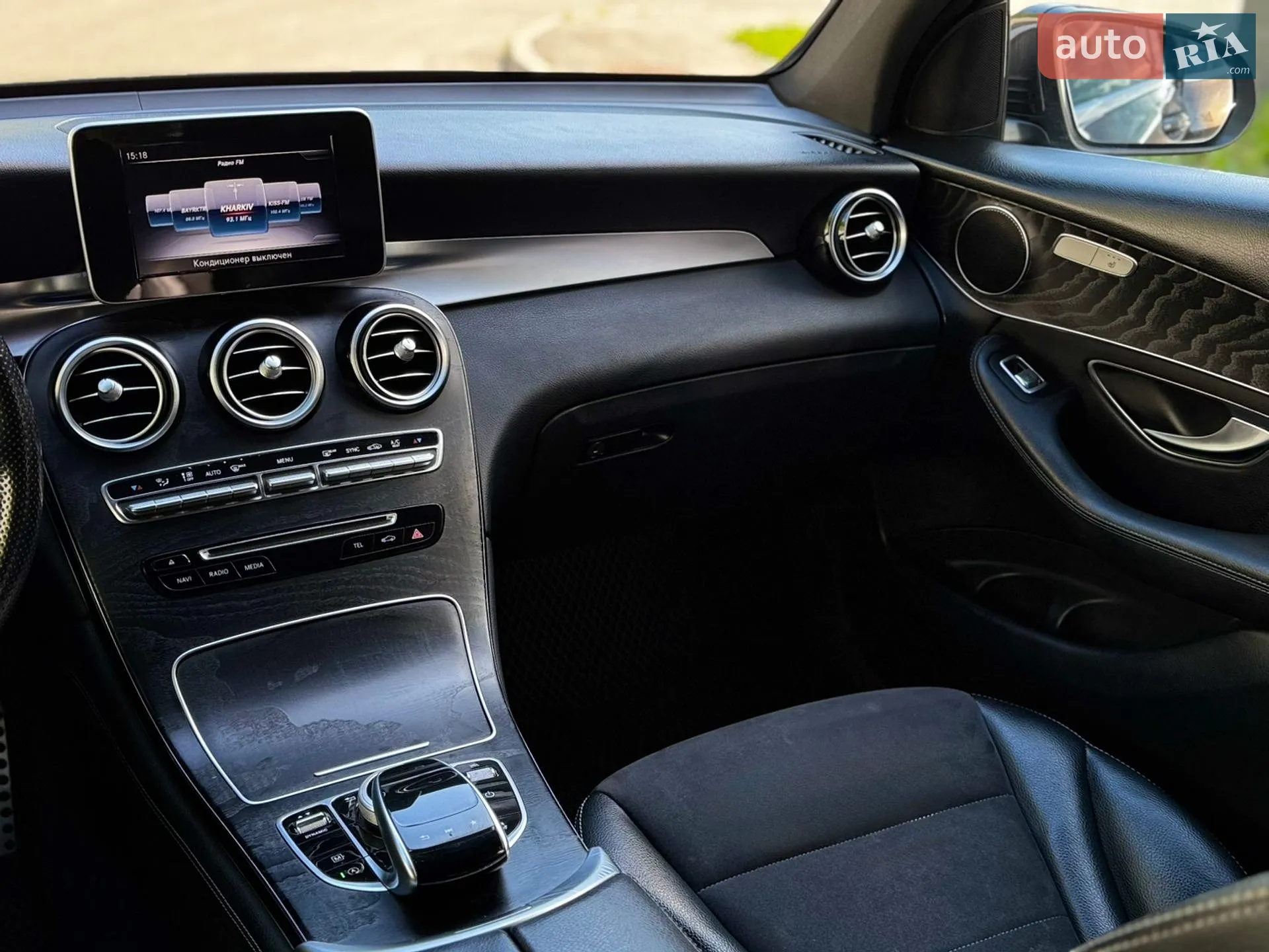 2018 Mercedes-Benz GLC - мініатюра 22