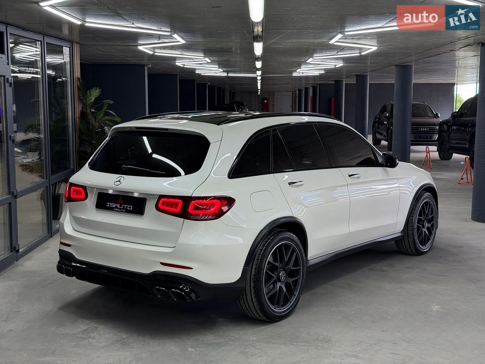 2016 Mercedes-Benz GLC - мініатюра 15