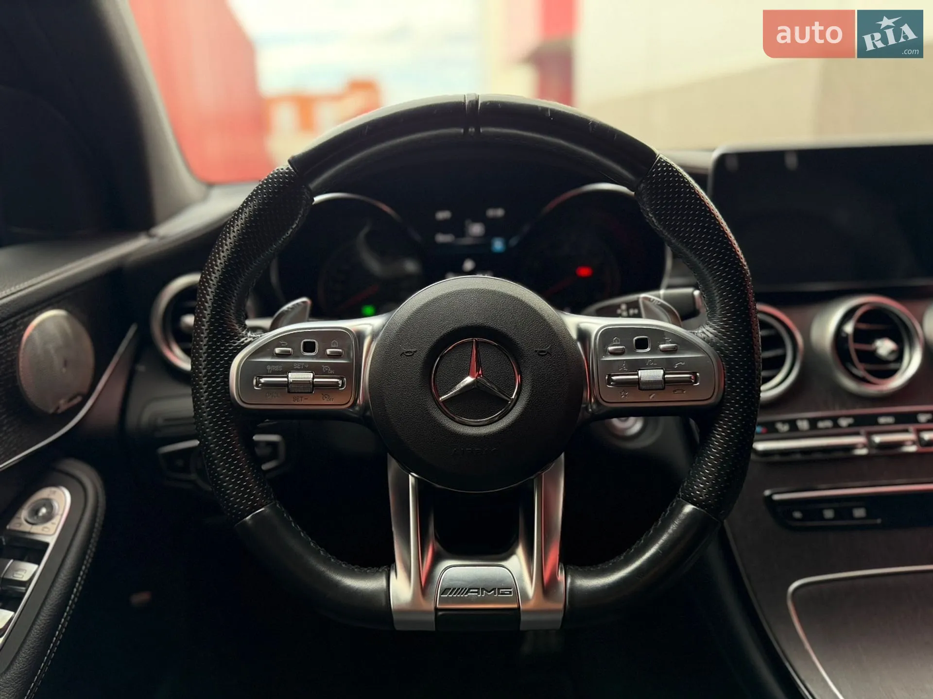 2021 Mercedes-Benz GLC - мініатюра 32
