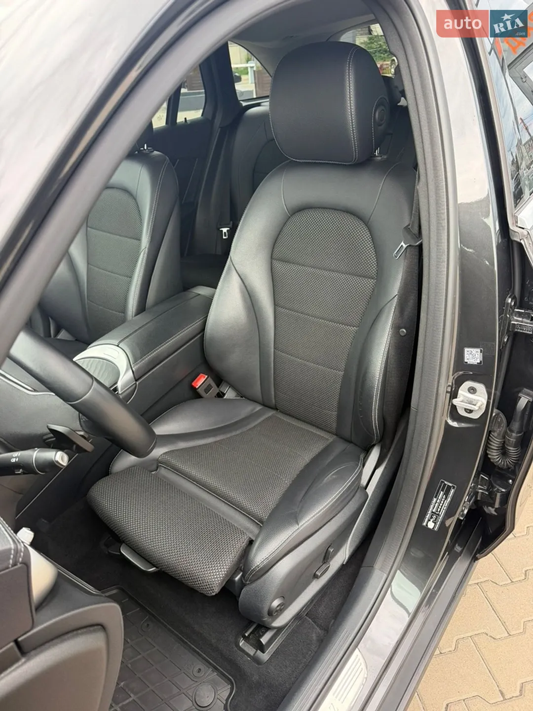 2021 Mercedes-Benz GLC - мініатюра 13