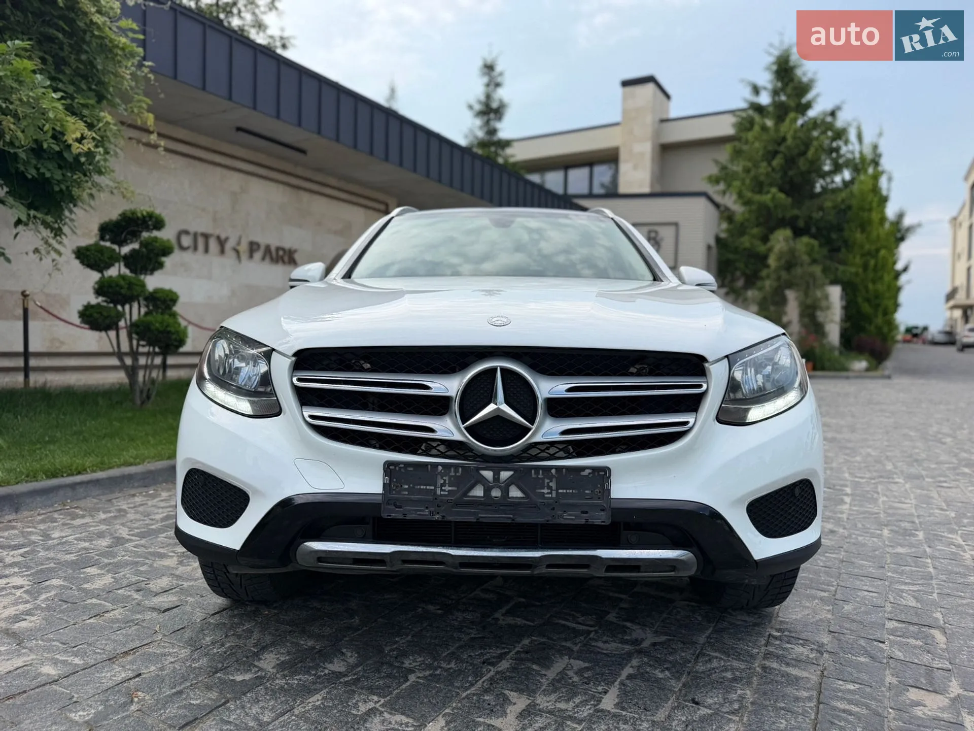 2015 Mercedes-Benz GLC - мініатюра 20