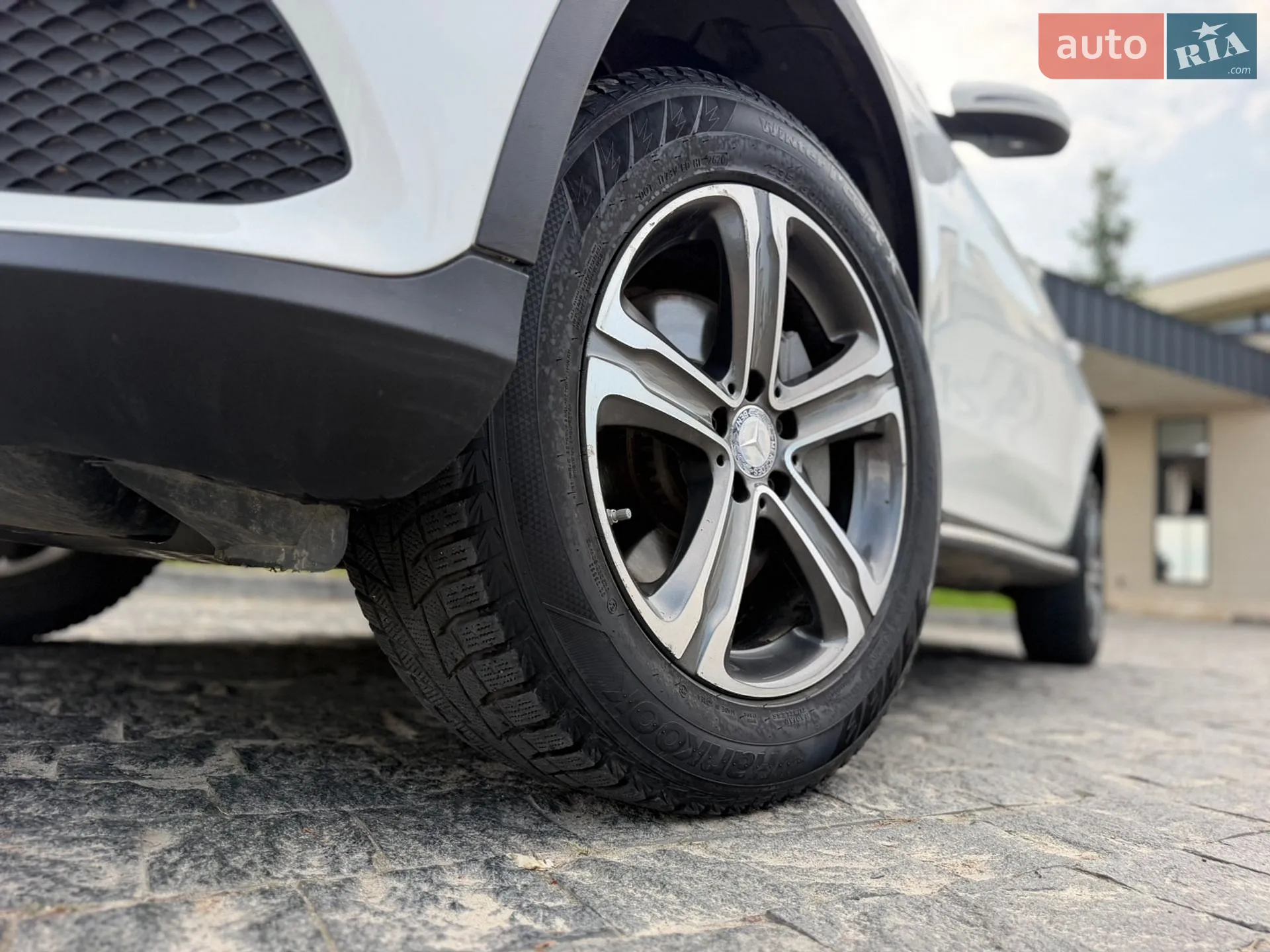2015 Mercedes-Benz GLC - мініатюра 27