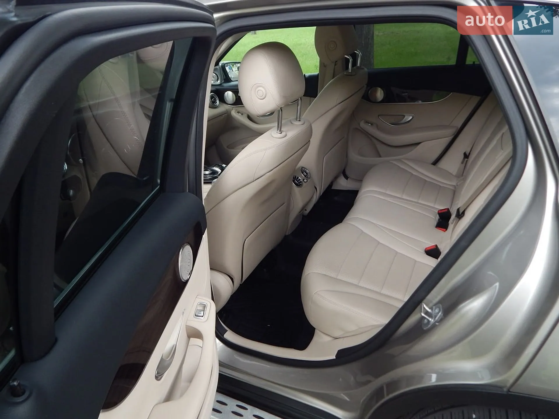 2019 Mercedes-Benz GLC - мініатюра 20
