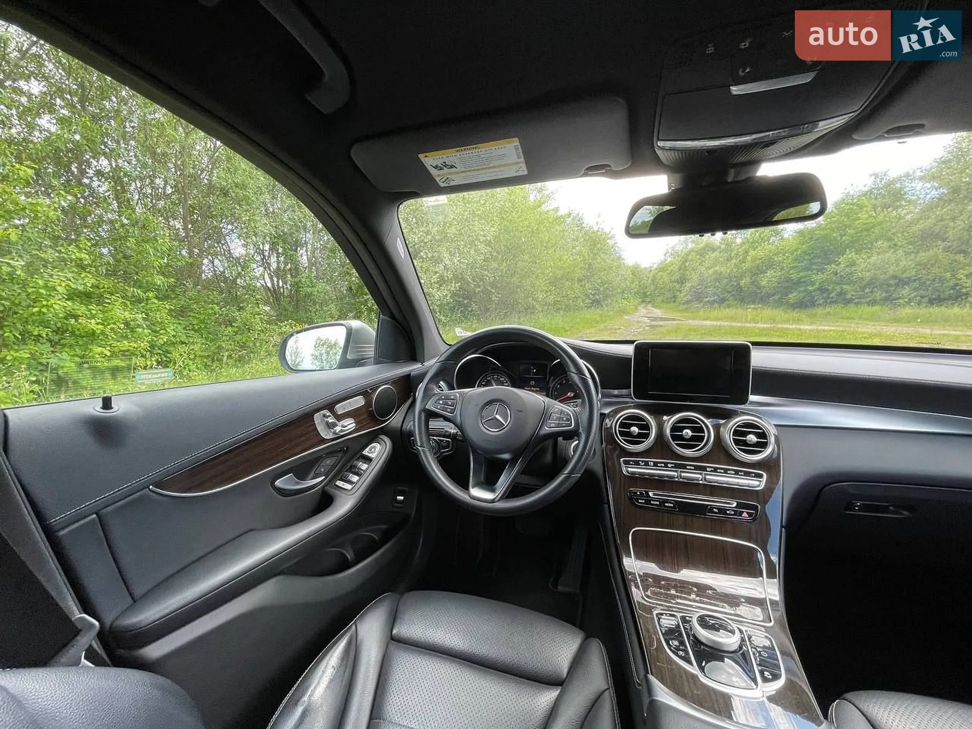 2019 Mercedes-Benz GLC - мініатюра 28