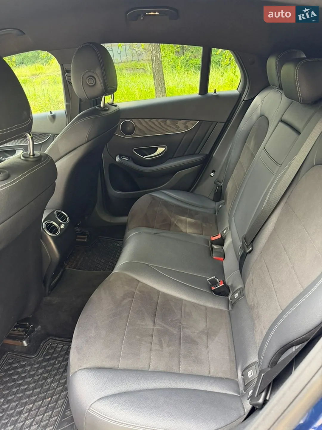2017 Mercedes-Benz GLC - мініатюра 32
