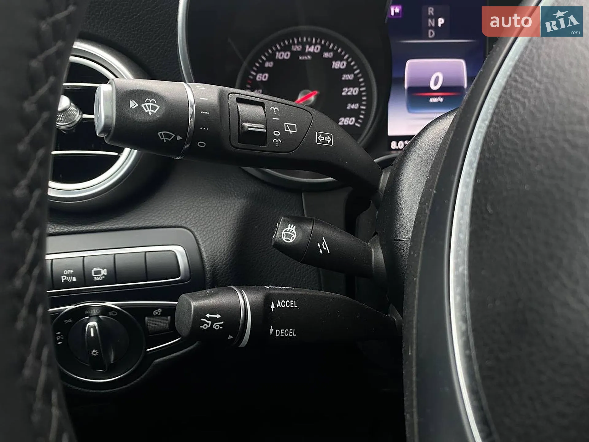 2018 Mercedes-Benz GLC - мініатюра 34