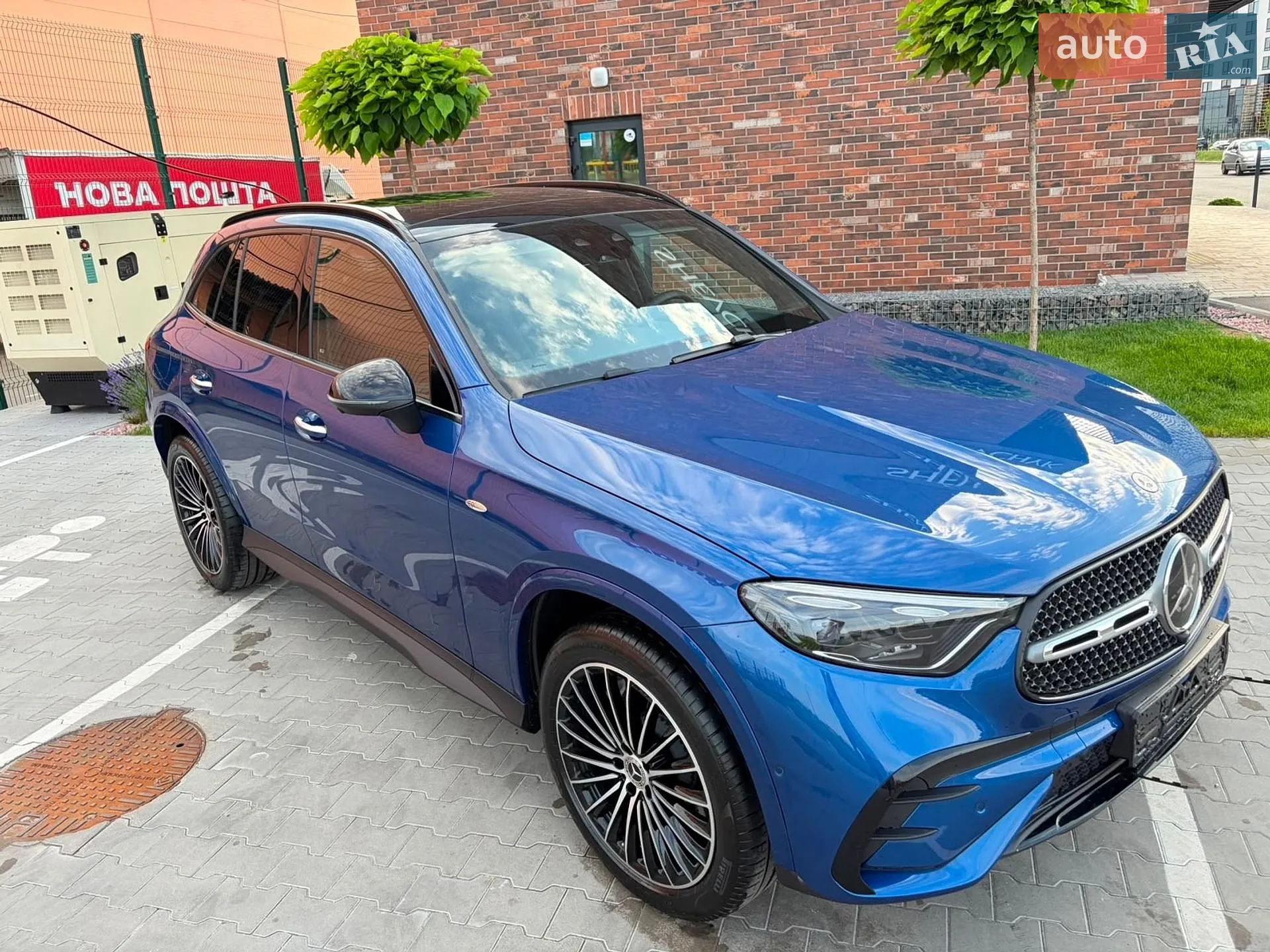 2025 Mercedes-Benz GLC - мініатюра 88