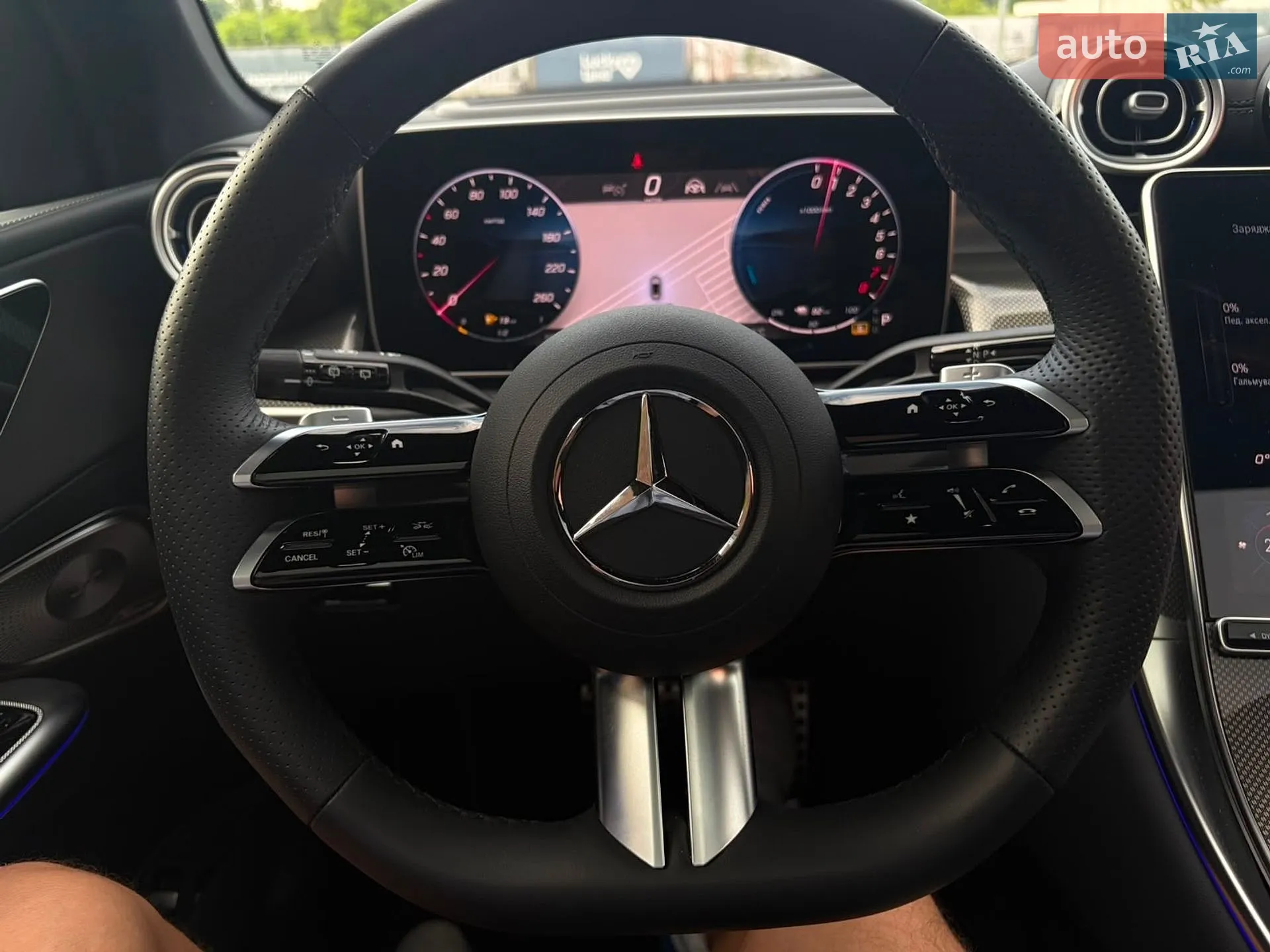2025 Mercedes-Benz GLC - мініатюра 231