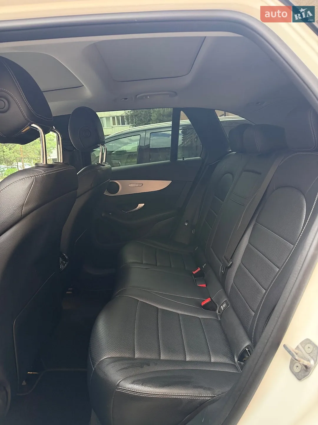 2016 Mercedes-Benz GLC - мініатюра 19