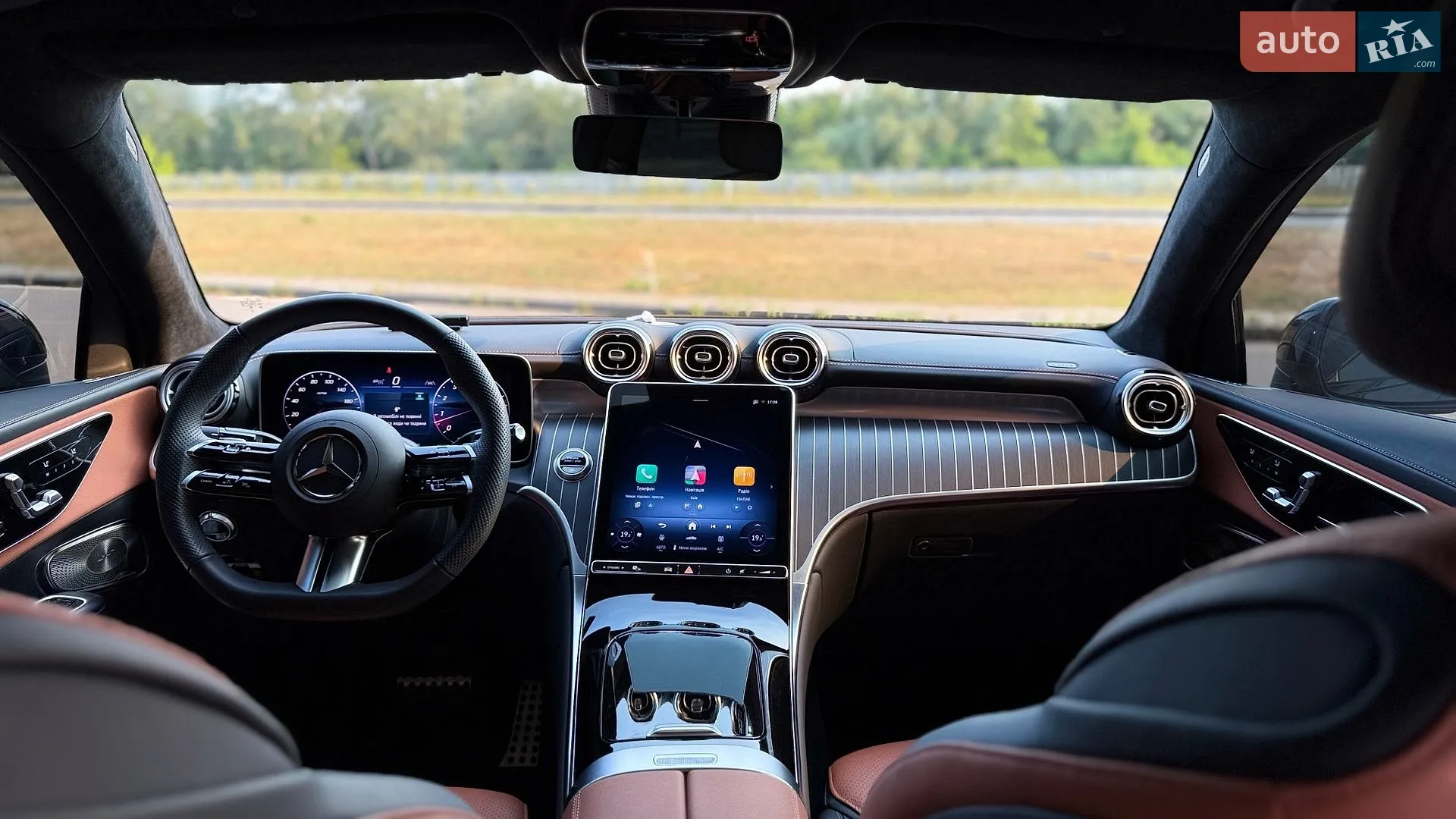 2025 Mercedes-Benz GLC - мініатюра 18
