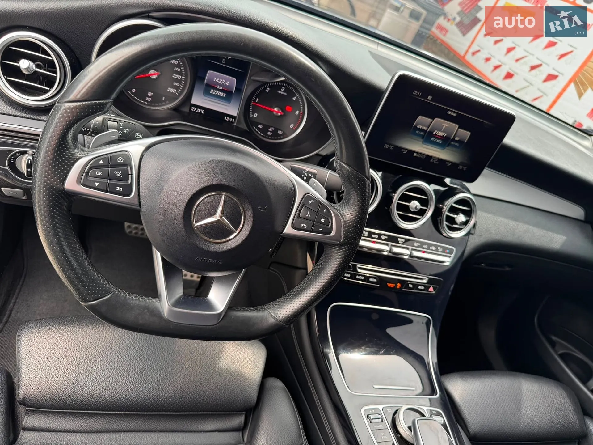 2016 Mercedes-Benz GLC - мініатюра 24