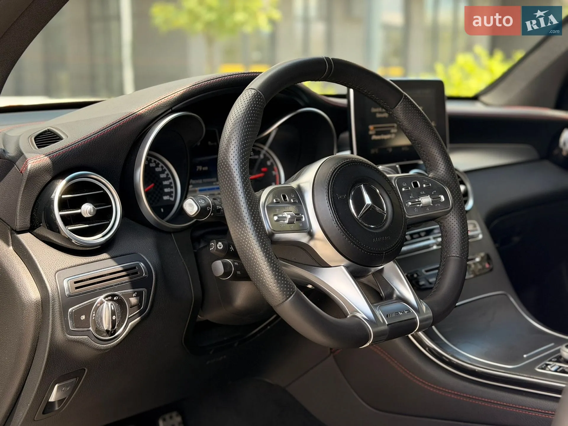 2016 Mercedes-Benz GLC - мініатюра 18