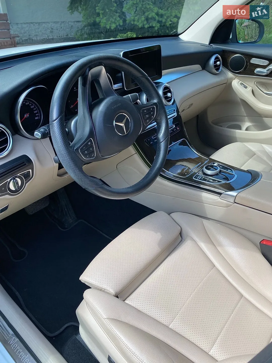 2017 Mercedes-Benz GLC - мініатюра 9