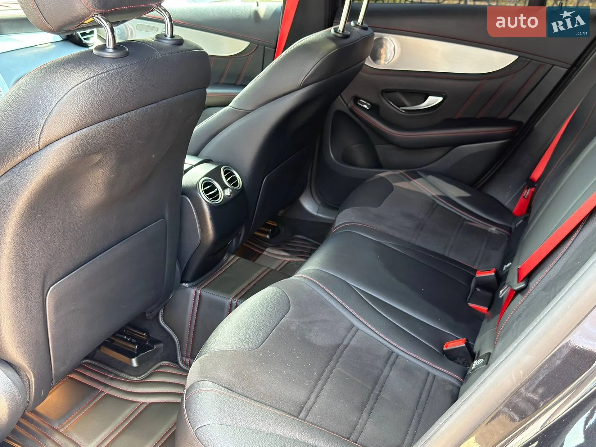 2019 Mercedes-Benz GLC - мініатюра 20