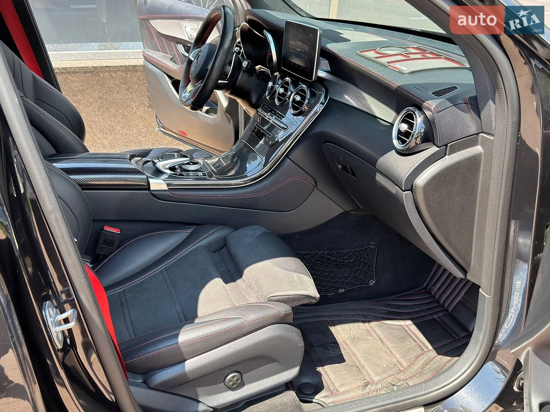 2019 Mercedes-Benz GLC - мініатюра 22