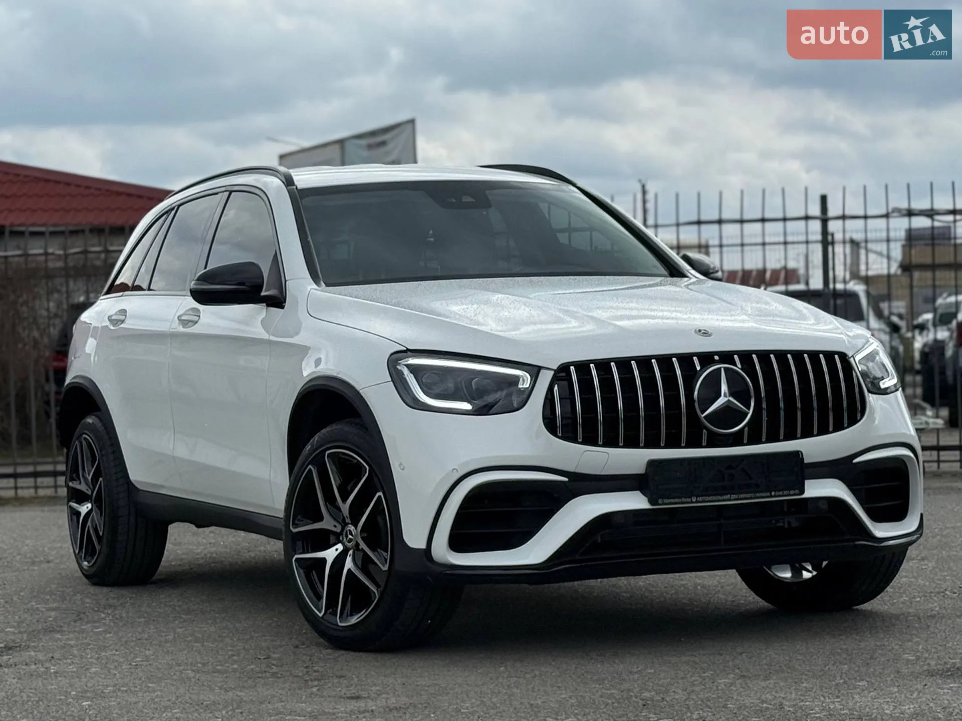2022 Mercedes-Benz GLC - мініатюра 23