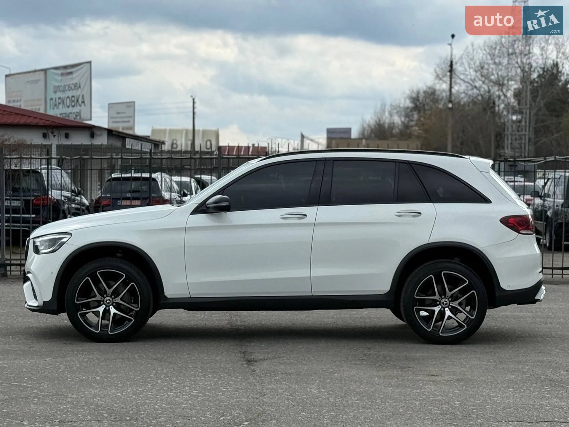2022 Mercedes-Benz GLC - мініатюра 32