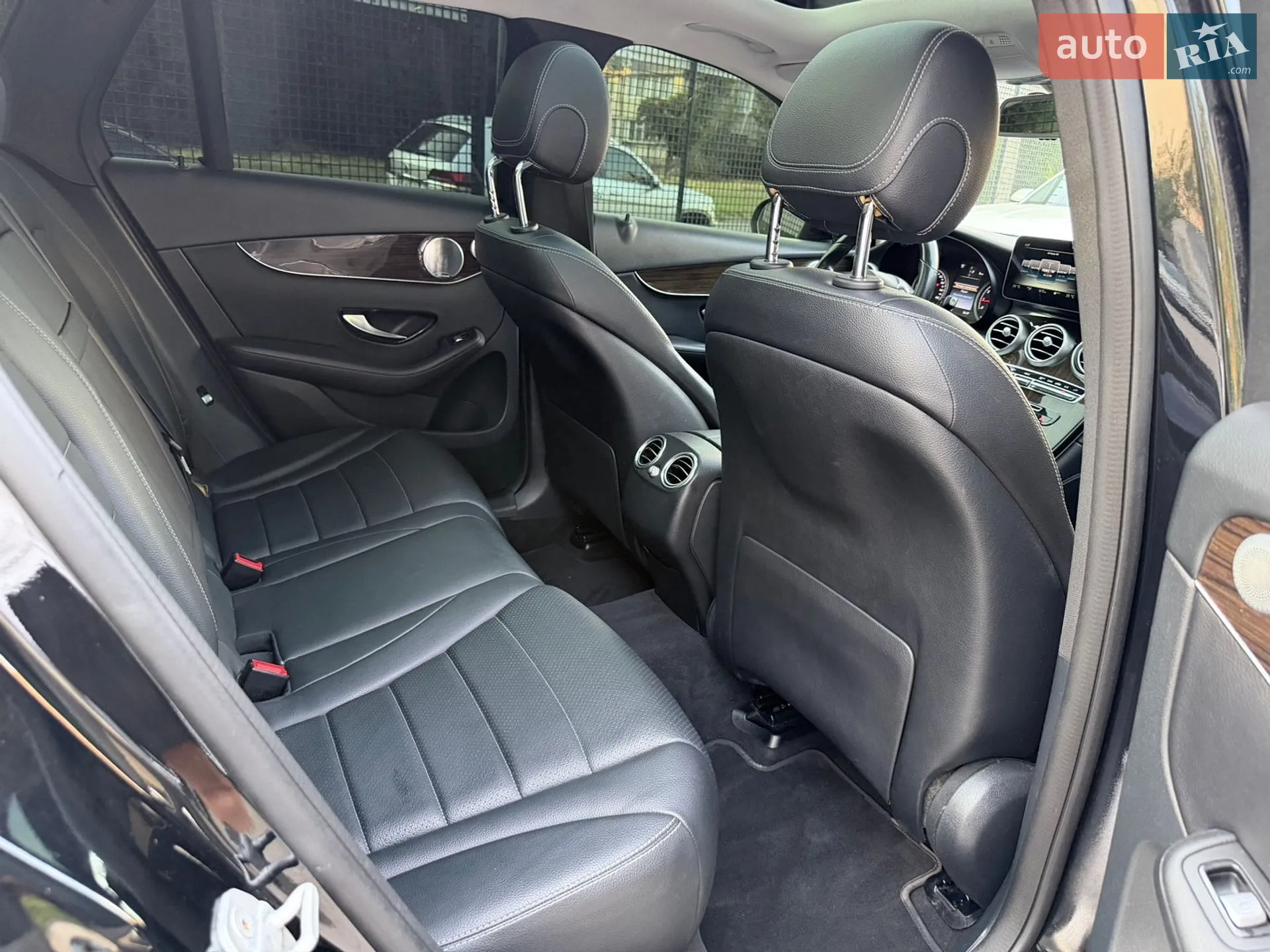 2015 Mercedes-Benz GLC - мініатюра 19