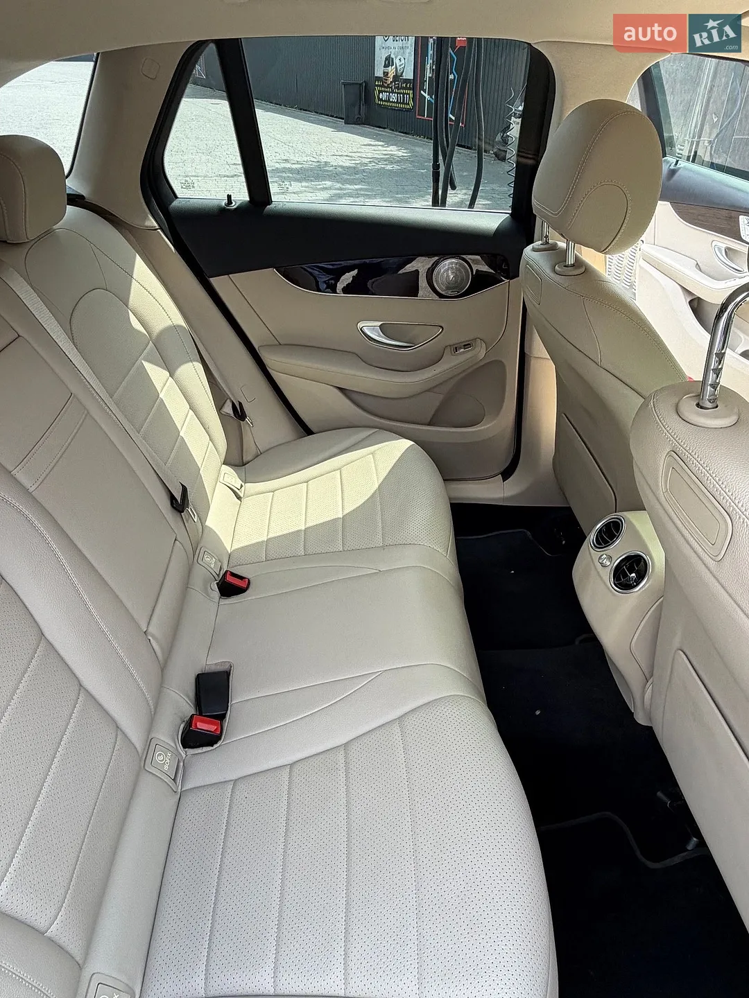 2019 Mercedes-Benz GLC - мініатюра 9