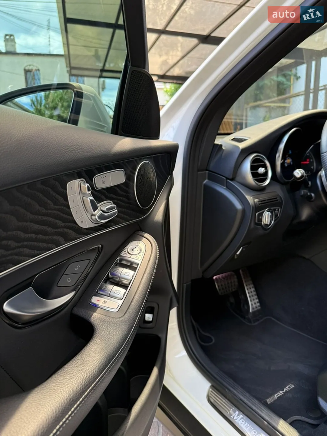 2022 Mercedes-Benz GLC - мініатюра 10