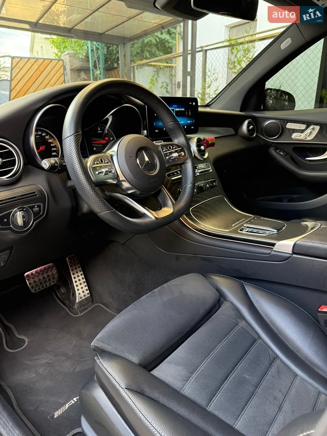 2022 Mercedes-Benz GLC - мініатюра 8