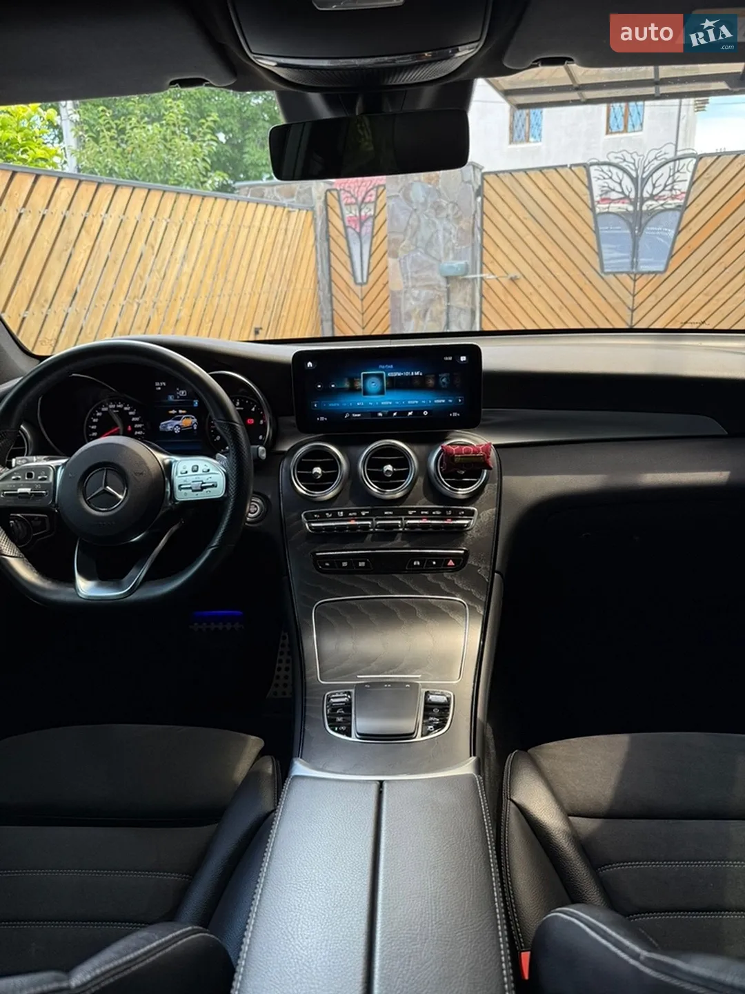 2022 Mercedes-Benz GLC - мініатюра 11