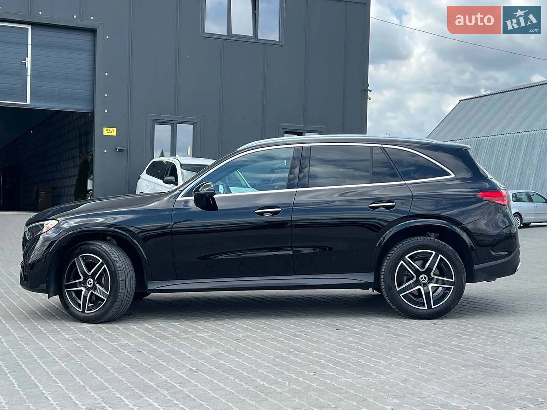 2024 Mercedes-Benz GLC - мініатюра 4