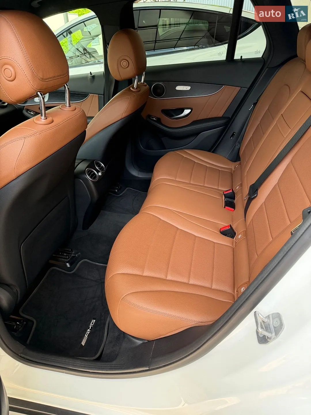 2019 Mercedes-Benz GLC - мініатюра 11