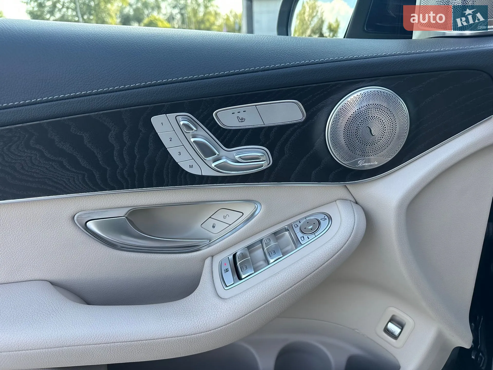 2017 Mercedes-Benz GLC - мініатюра 16