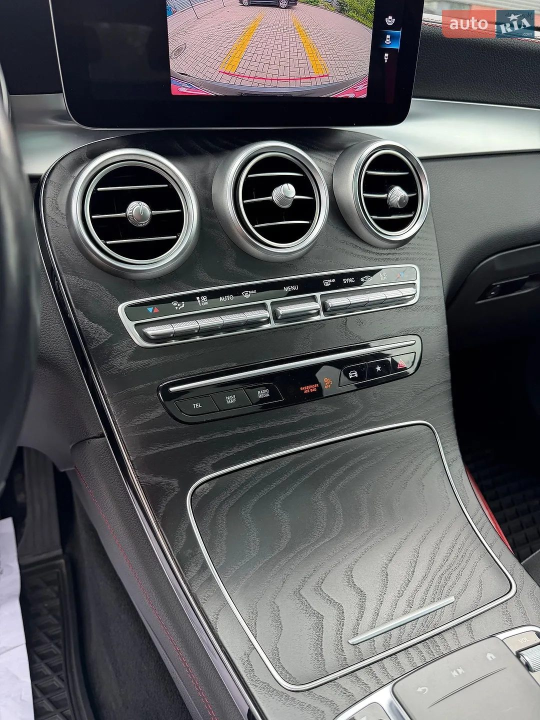 2021 Mercedes-Benz GLC - мініатюра 24