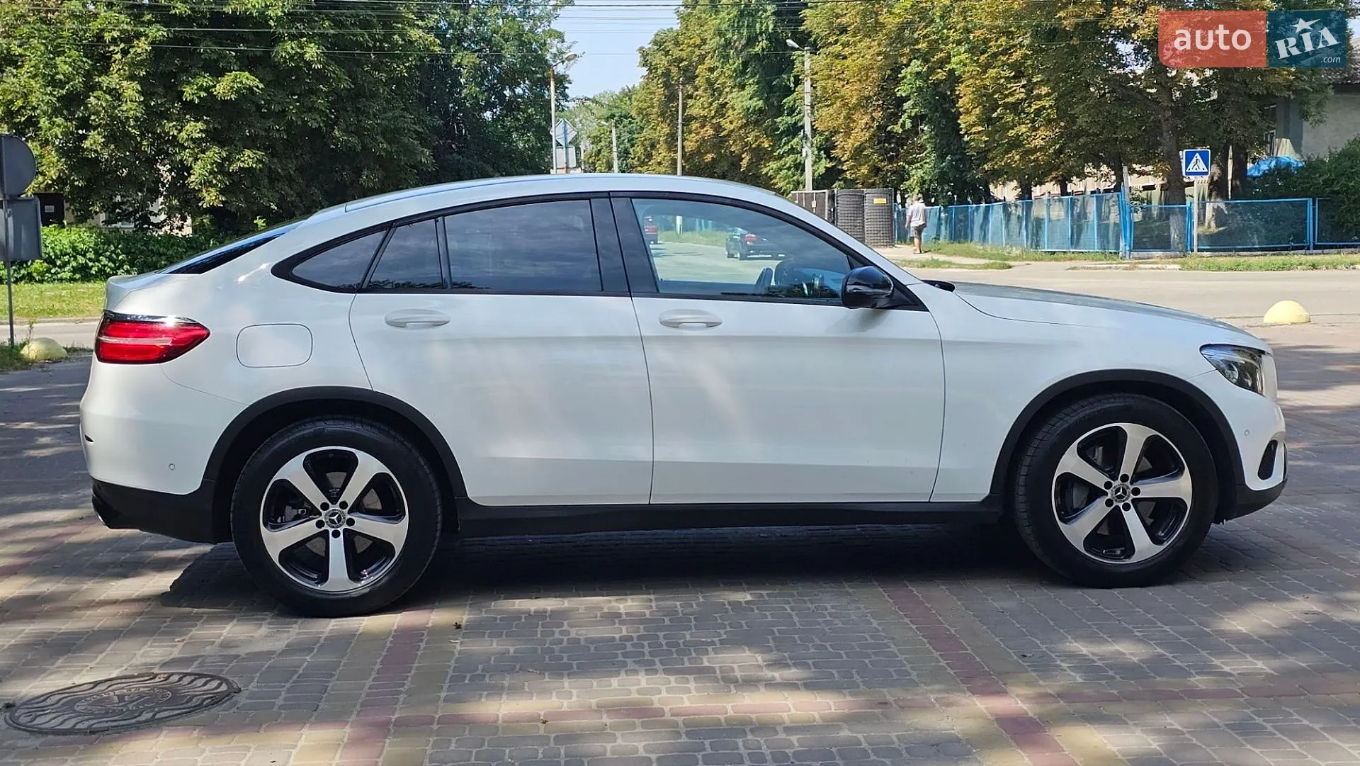 2018 Mercedes-Benz GLC - мініатюра 15